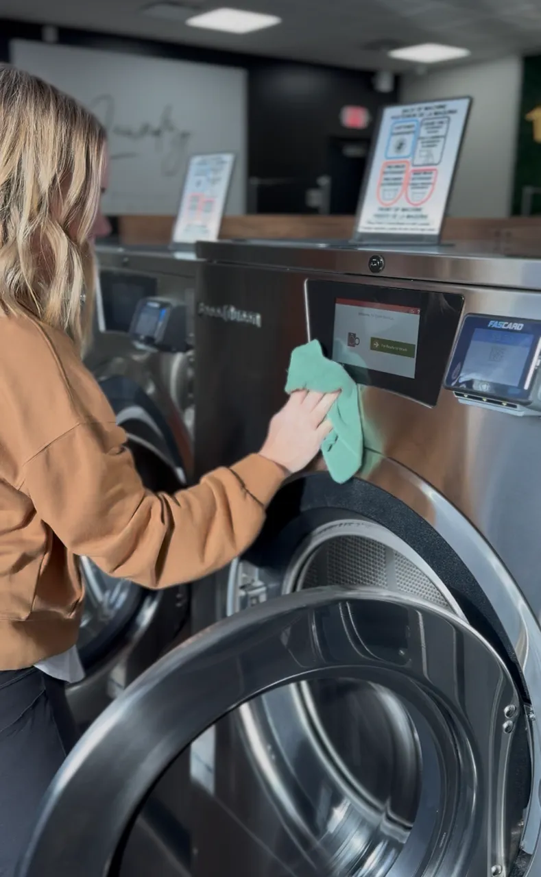 What Makes an Attended Laundromat Better? A Behind-the-Scenes Look at Clean Shirt Co.